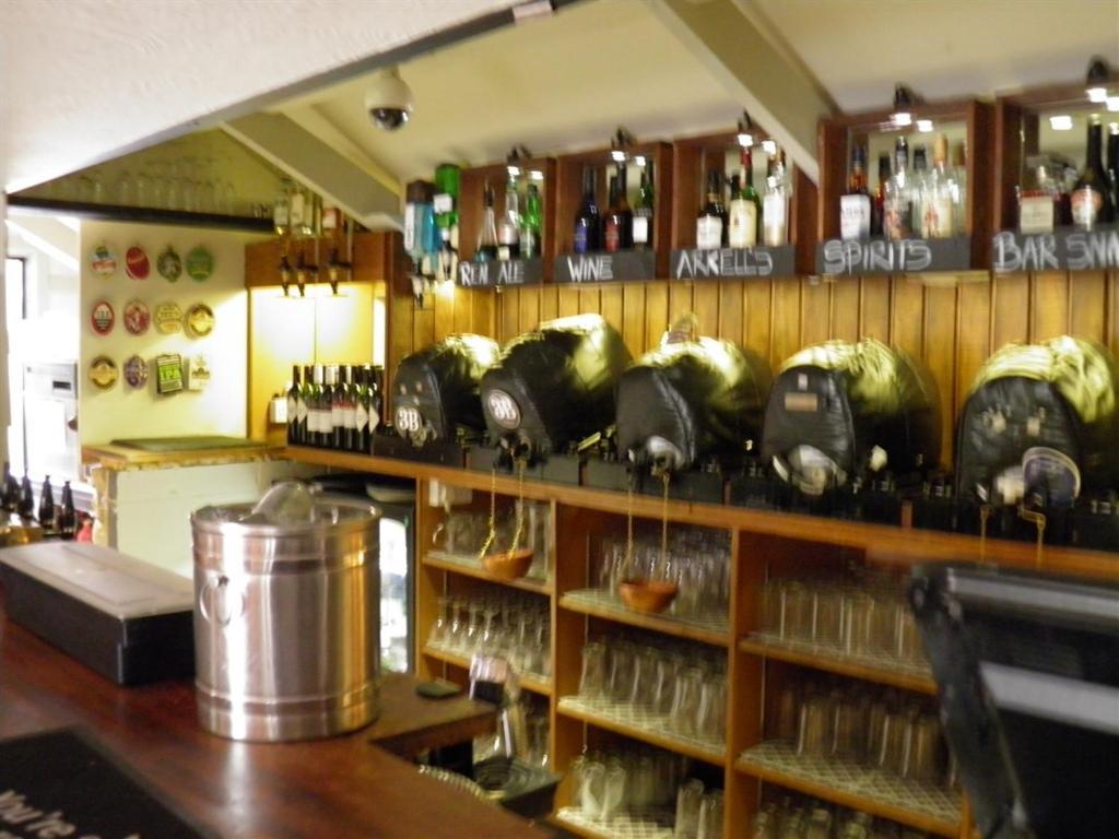 The Talbot Inn Eynsham Zewnętrze zdjęcie